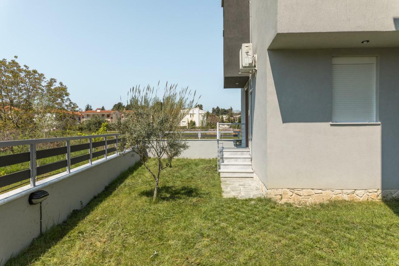 V Luxury Apartments Сівірі Екстер'єр фото